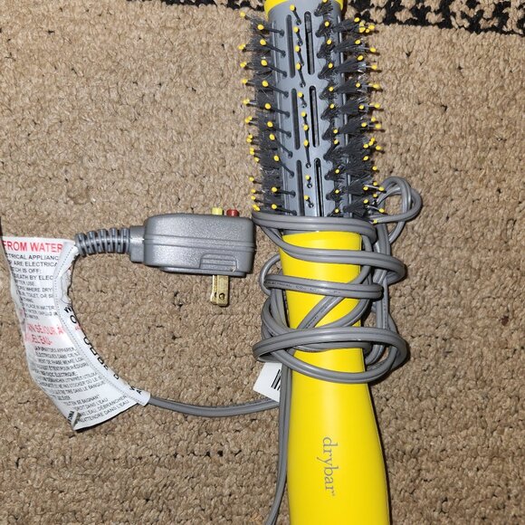 Drybar Half Shot - Picture 1 of 2